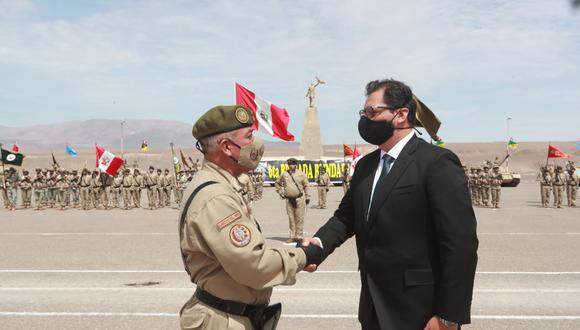 Viceministro de Recursos de Defensa participó en ceremonia de reconocimiento del general de brigada EP Fernando Orrego.