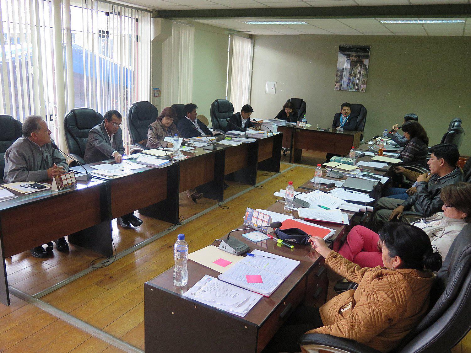 Concejales de Huamanga cuestionaron trastoque de costumbres 