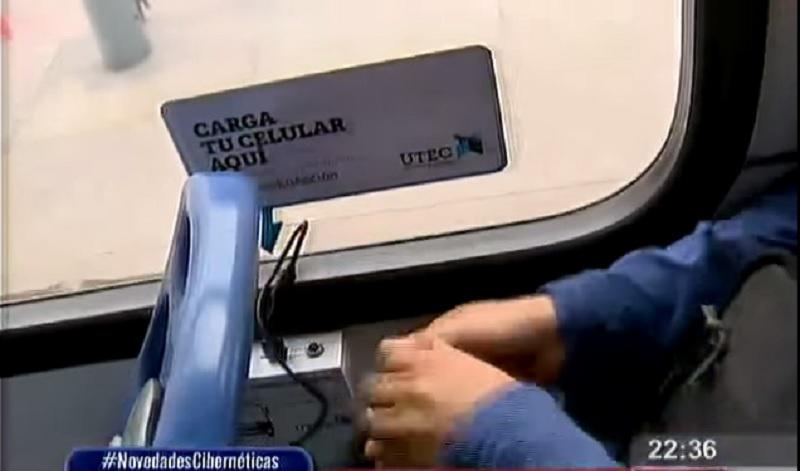 En estos buses puedes cargar tu celular (VIDEO)