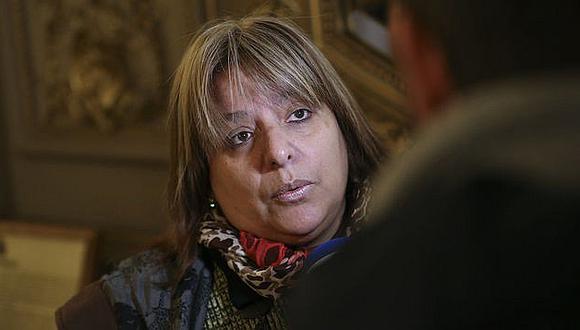 Argentina: Madre de niño transgénero pide aceptarlo como es