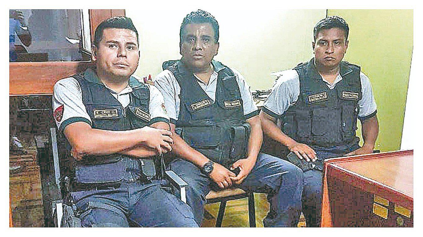 Tres policías detenidos por presunto cobro de coima de 5,000 soles 