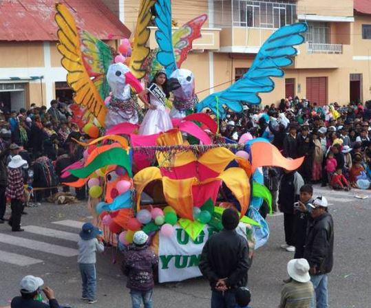 Peruanos y Bolivianos  participaron de un encuentro por carnavales