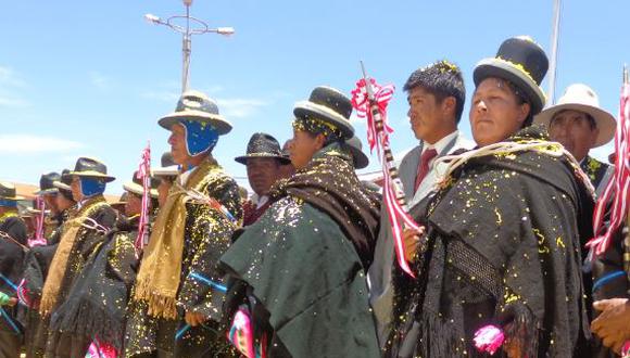 Tradicional t’ikachu de tenientes en Desaguadero