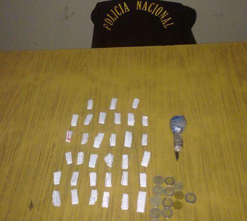 Policía detiene a lavacarros que vendía cocaína