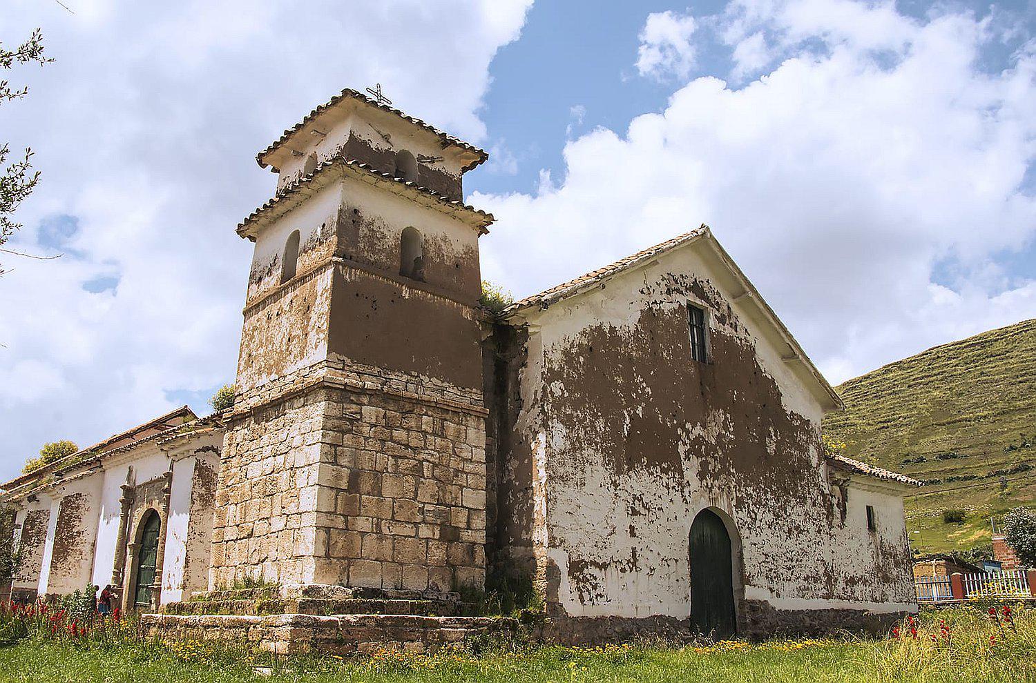 Cultura Cusco firma convenio para recuperación del Templo de Tungasuca (FOTOS)