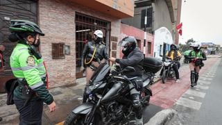 Más de 60 motociclistas fueron multados hasta con S/352 por invadir ciclovía en Av. Universitaria