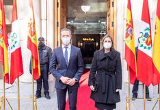 Senador español que se reunió con María del Carmen Alva dio positivo al COVID-19