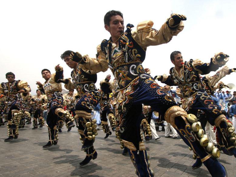 Hoy es el Corso de la Integración Andina en Juliaca