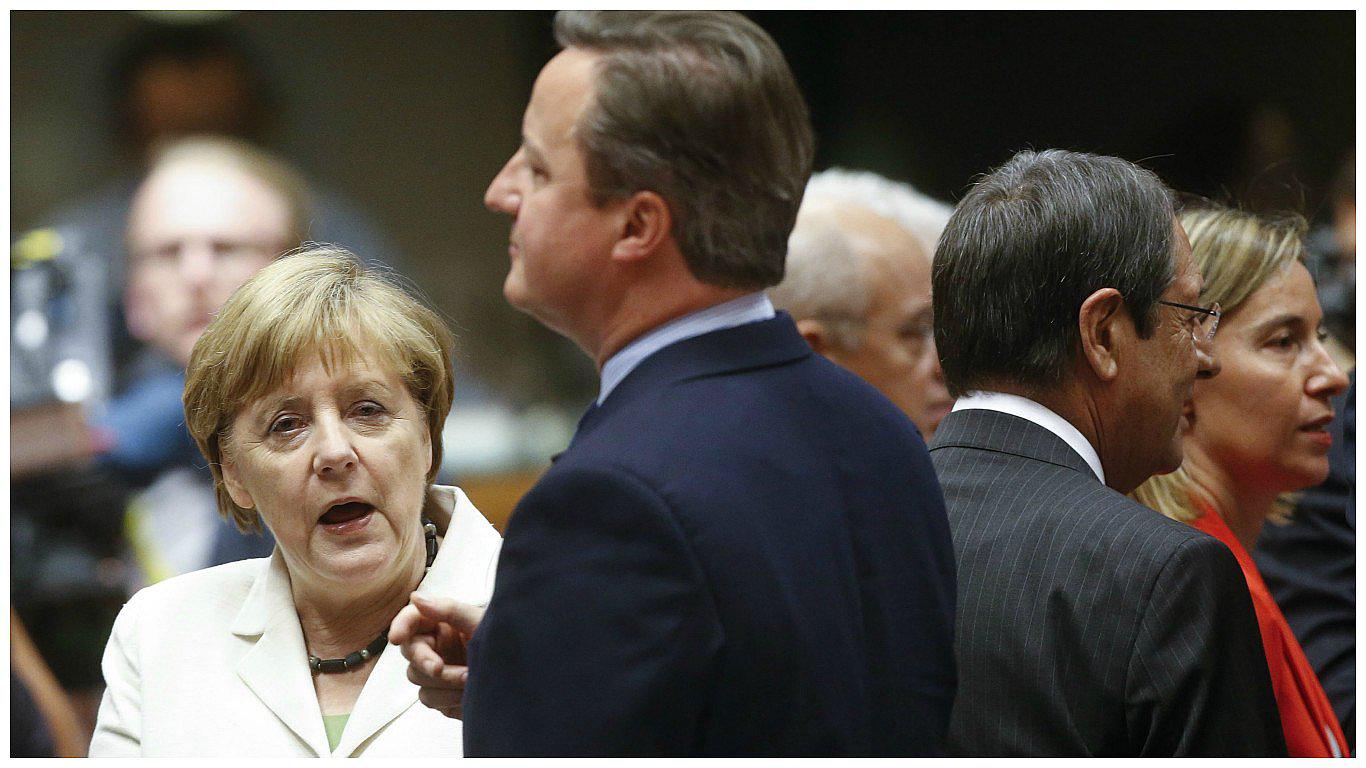 Angela Merkel: La UE es lo "suficientemente fuerte" para sobrevivir al Brexit (VIDEO)