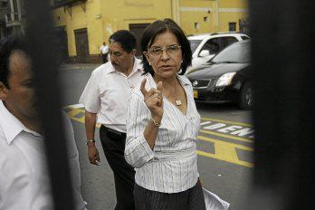 Meche Cabanillas defiende a ckakano