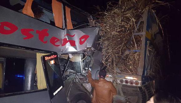 Samanco: Choque entre ómnibus y tráiler deja un muerto y 30 heridos (FOTOS Y VÍDEO) 