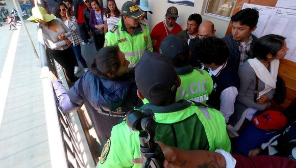 155 requisitoriados caen tras emitir su voto en Cusco