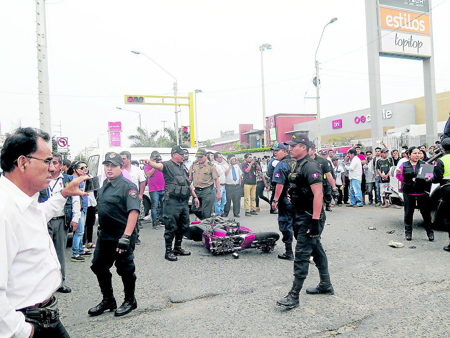 Joven motociclista fallece en violento accidente de tránsito en Víctor Larco (VIDEO) 