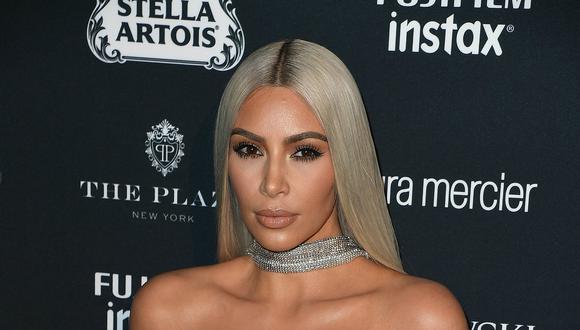 Kim Kardashian dejó en shock con sensual disfraz de una estrella del pop (FOTOS)