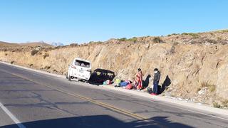 Niño de un año muere en despiste de minivan en la carretera Arequipa –Puno