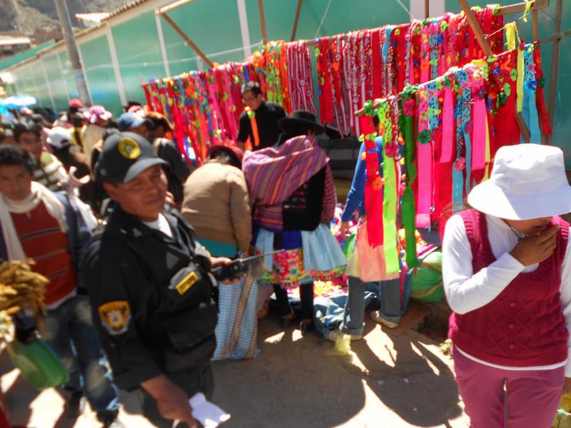 Cintas y lazos para Santiago con gran demanda