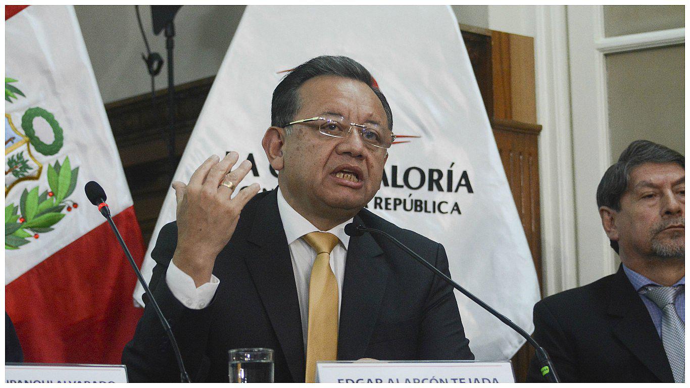 Edgar Alarcón niega haber grabado a Thorne y denuncia campaña de desprestigio 