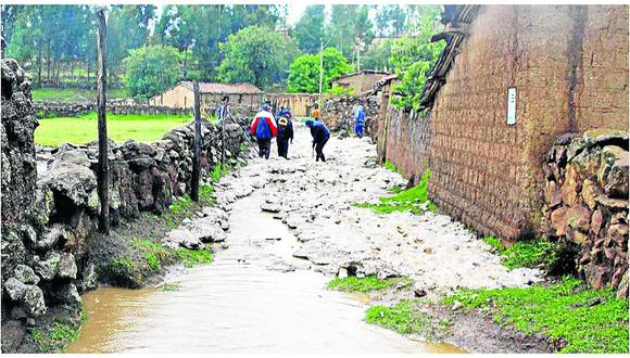 ​116 personas afectadas por desborde de río en el distrito de Chuschi
