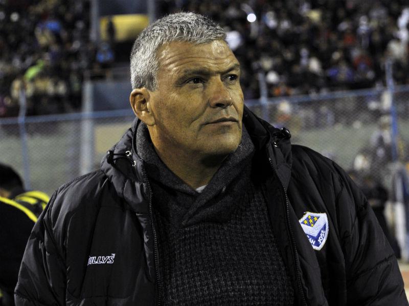 Atención Aurich: Renunció técnico de San José antes de partido con River