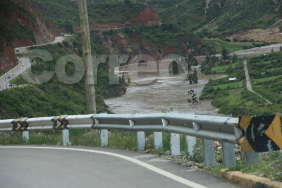 Huancavelica: Población huye por deslizamientos de cerro