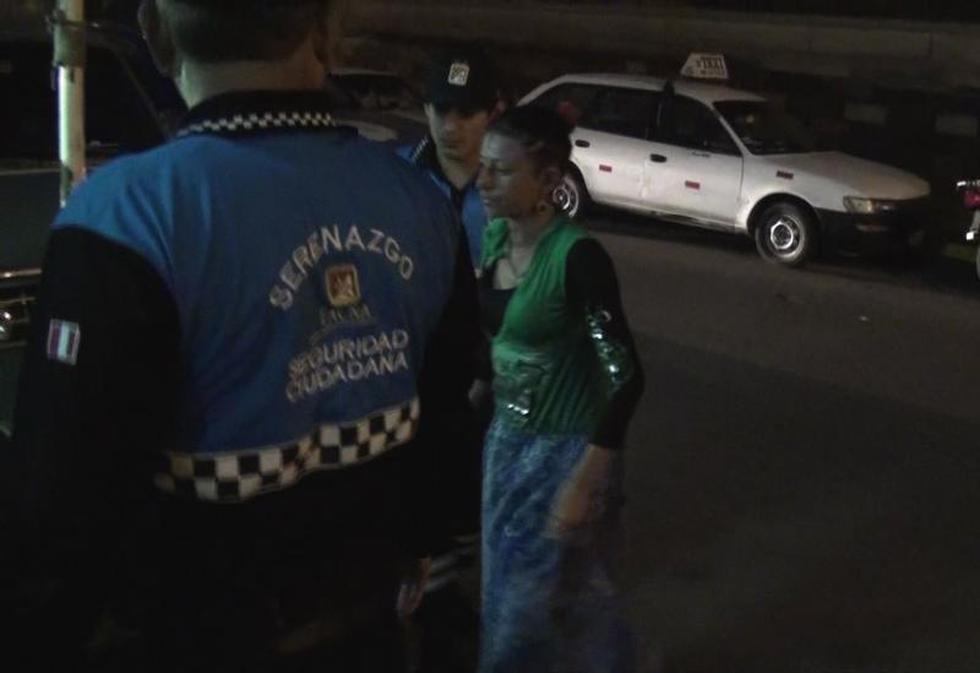 Con el cuento de leer la suerte gitana chilena roba a comerciante