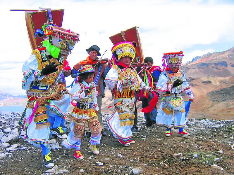 Danza de las tijeras se queda sin 'Qori Sisicha'