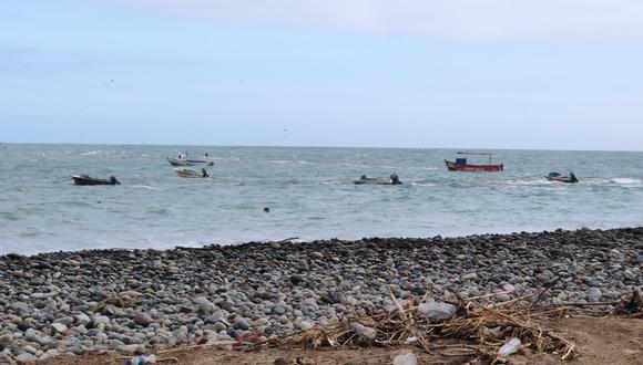 Oleaje generó pánico en los pescadores de Arequipa| Foto; Augusto Valdivia