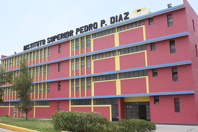 Defensa Civil prohibirá el  ingreso de alumnos al instituto Pedro P. Díaz 