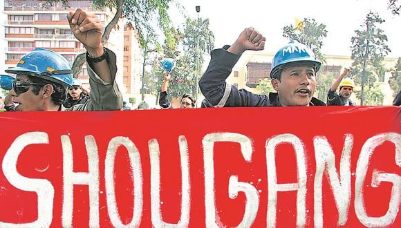 Trabajadores de Shougang en huelga indefinida