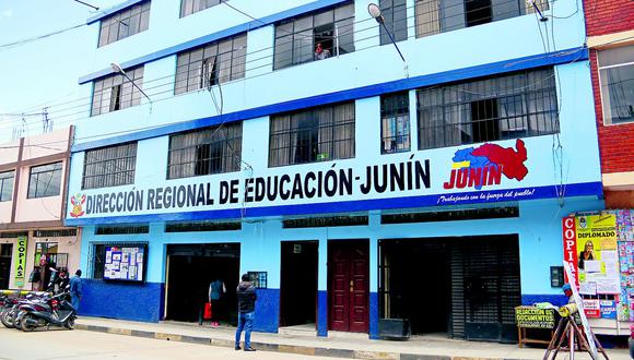 Titular de la DREJ: “Con la compra de tablets llegaremos al 95% de alumnos de Junín”