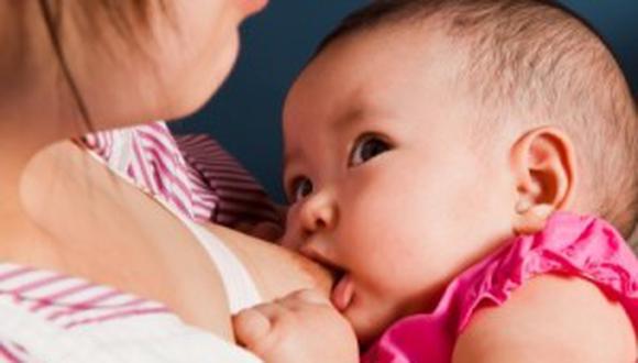 Pequeños concientizan a las mamás sobre la lactancia materna