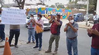 Trabajadores del Gobierno Regional de Piura realizan plantón para exigir el pago de sus sueldos