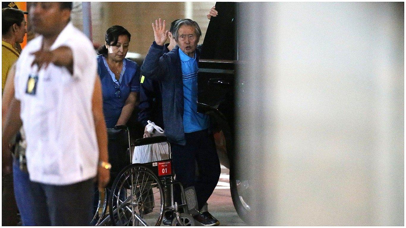 Alberto Fujimori dejó clínica y quedó en libertad gracias a indulto humanitario (VIDEO)