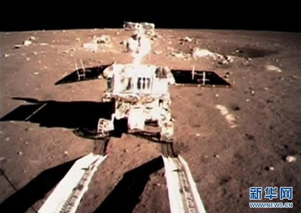 Misión espacial china envía fotos tras alunizaje 