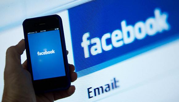 Facebook: Unión Europea podría prohibir el uso de la red para menores