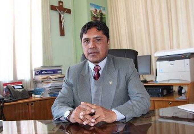 Asume nuevo director regional de Educación en la región Puno