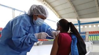 Listos para vacunar a mayores de 18 años en Huancavelica