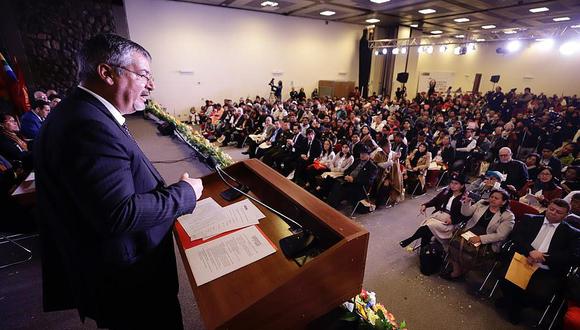 Ministro de Cultura inaugura Congreso Regional de Lenguas Indígenas en Cusco