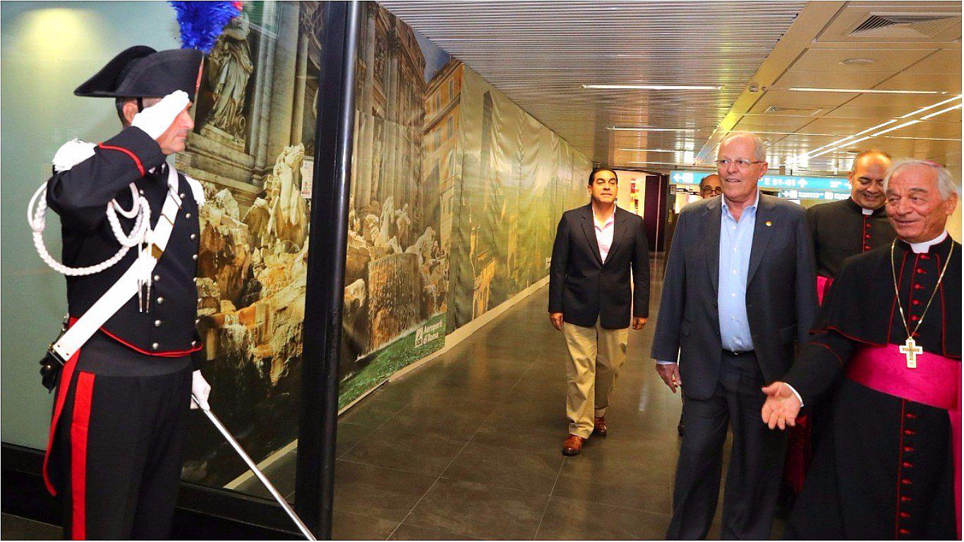 ​PPK llegó a Roma para formalizar invitación al papa Francisco (VIDEO)