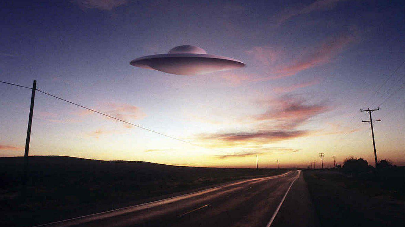 ¡Insólito! Policía persigue y captura un OVNI en Irlanda (VIDEO)