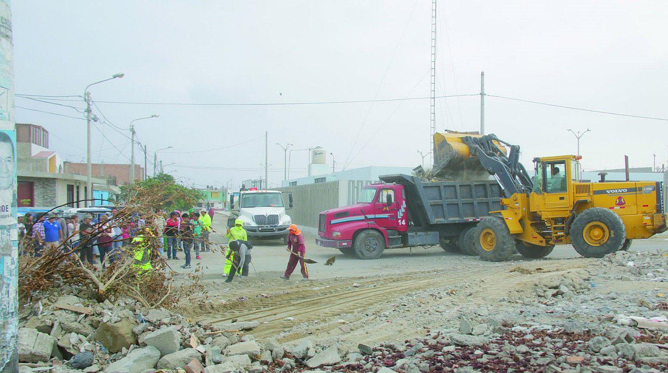 Retiran 500 toneladas de basura de Nuevo Chimbote