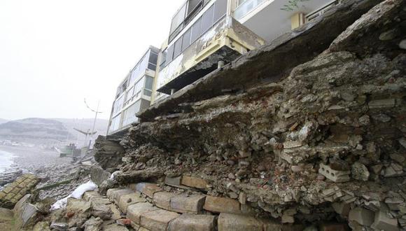 Residentes de 'Las Gaviotas' temen colapso de edificio
