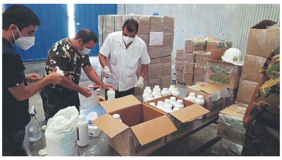 Se presume que serían más de 6 toneladas de droga líquida que iban a salir del país en botellas de aceite. La Policía sigue con la investigación.