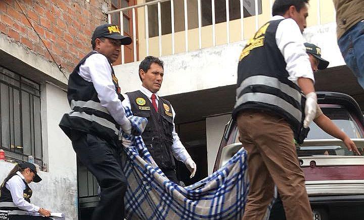 ​Investigan la muerte de profesora y sus dos hijos