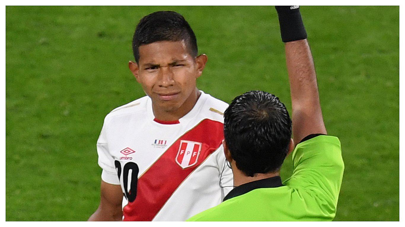 Edison Flores: Ricardo Gareca alista variante ante lesión del 'Orejas' 
