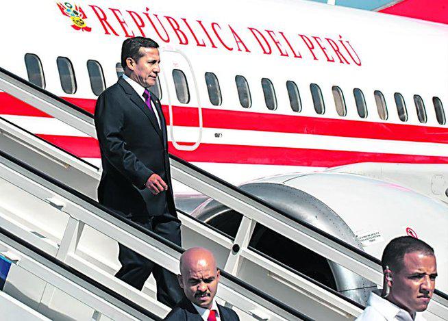 ​Ollanta Humala viajó a Francia para participar en la COP21 y se reunirá con Putin