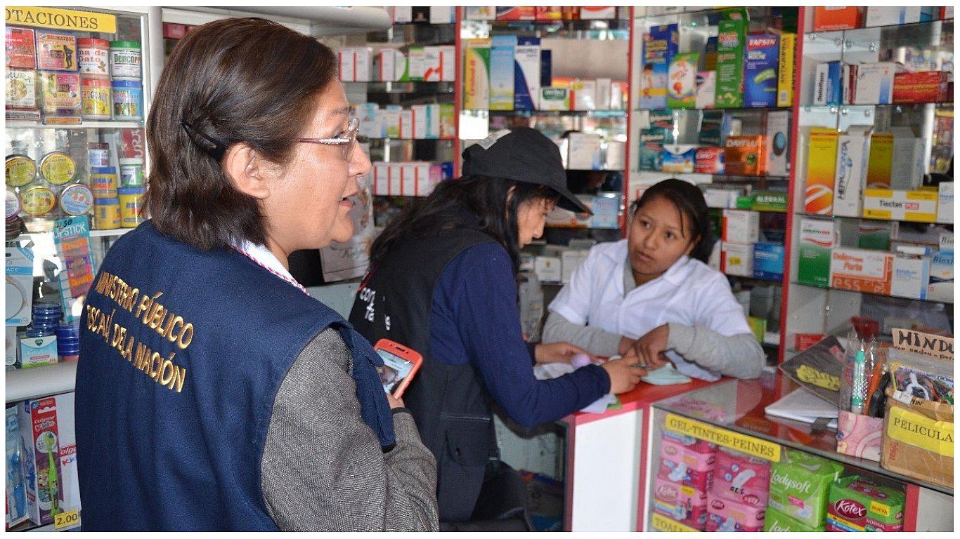 Decomisan más de 2 mil medicamentos de boticas informales (FOTOS)