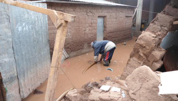 Chiclayo: 45 viviendas se desploman por colapso de desagües en invasión Nadine Heredia