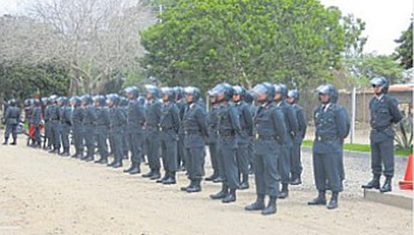 Fiscalía interrogará a policías por nexos con “Los Alfalferos”
