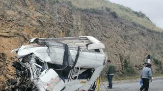 Reportan al menos seis fallecidos en accidente de tránsito en Puno